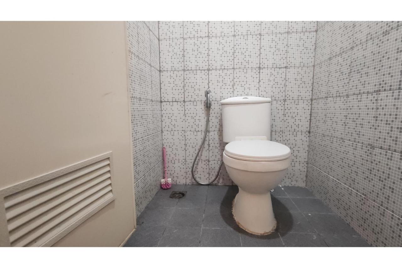 מלון ג'קרטה Koolkost Near Rs Graha Kedoya מראה חיצוני תמונה